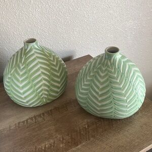 Set of 2 Crate & barrel tavira Fern vases 7 x 7”